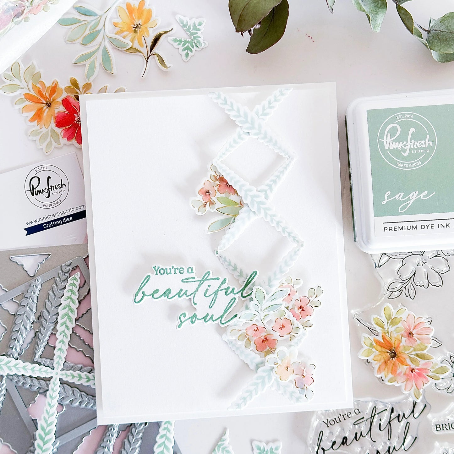 Pinkfresh - Leafy Lattice Press Plate & Die Bundle