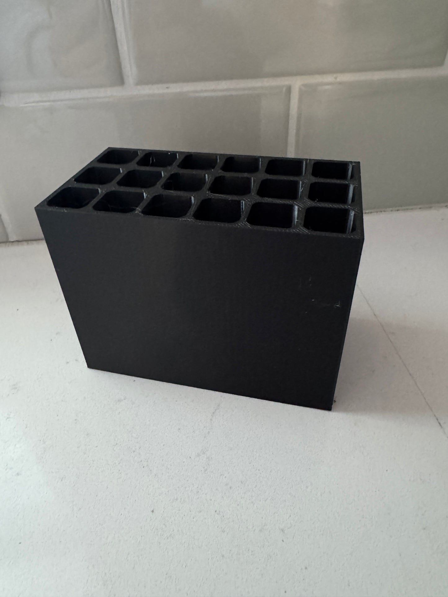 G&I - Blending Brush Holder - 18 brushes