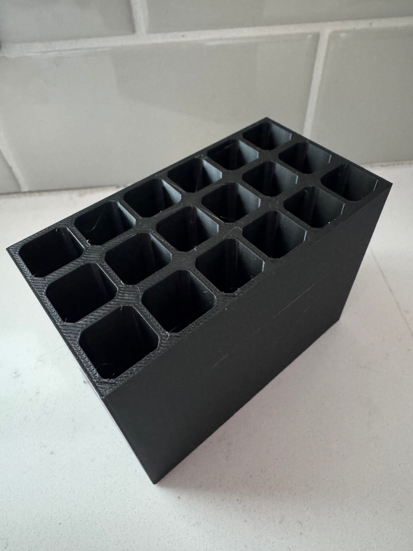 G&I - Blending Brush Holder - 18 brushes