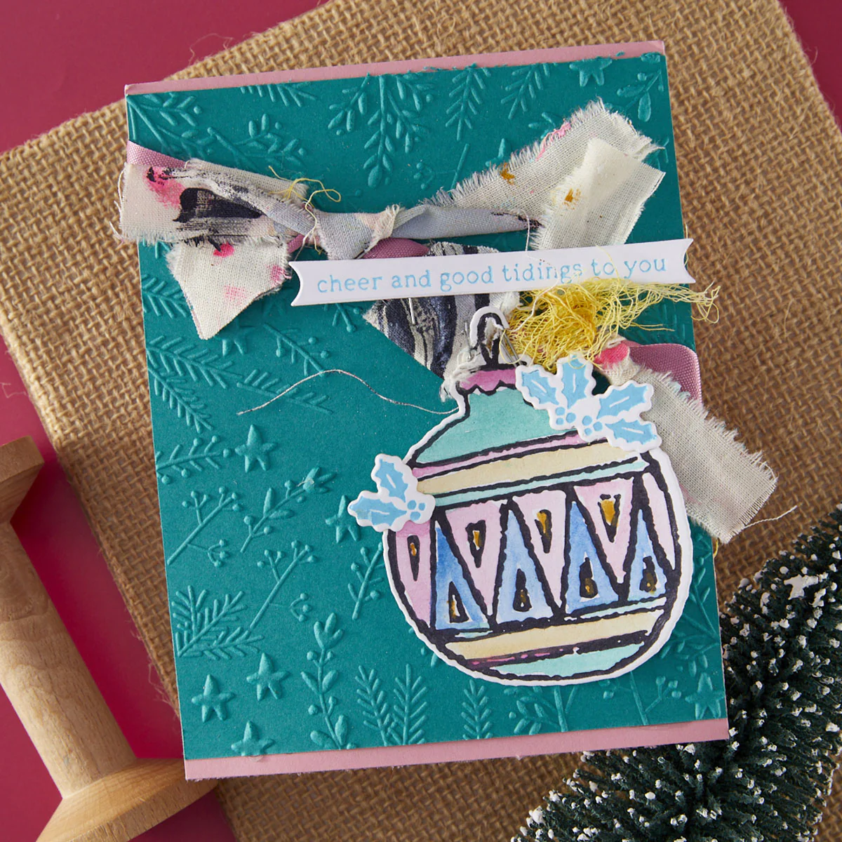 Spellbinders - 3D Embossing Folder - Stars and Fronds Frame