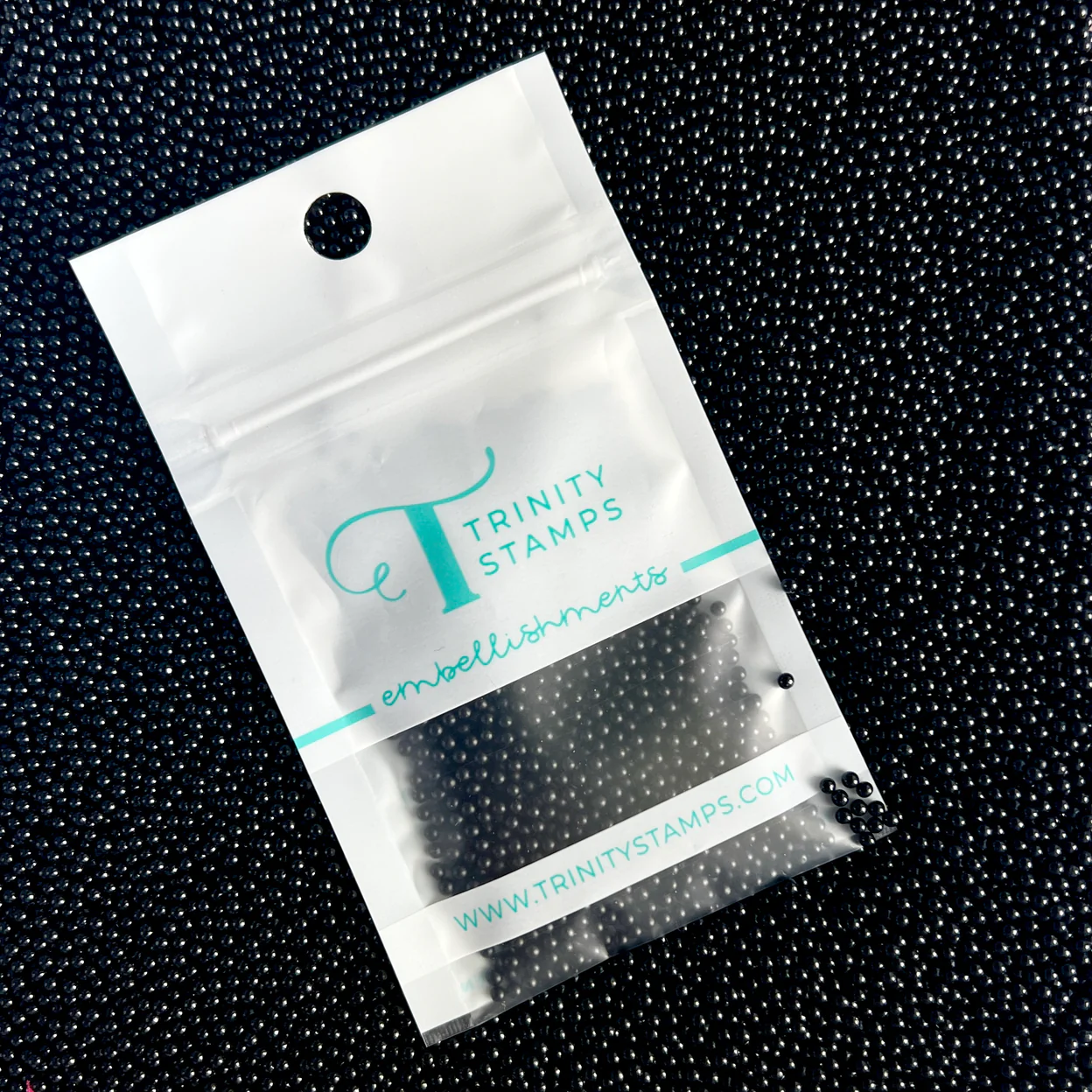Trinity Stamps - Shaker Pop Embellishment - Black