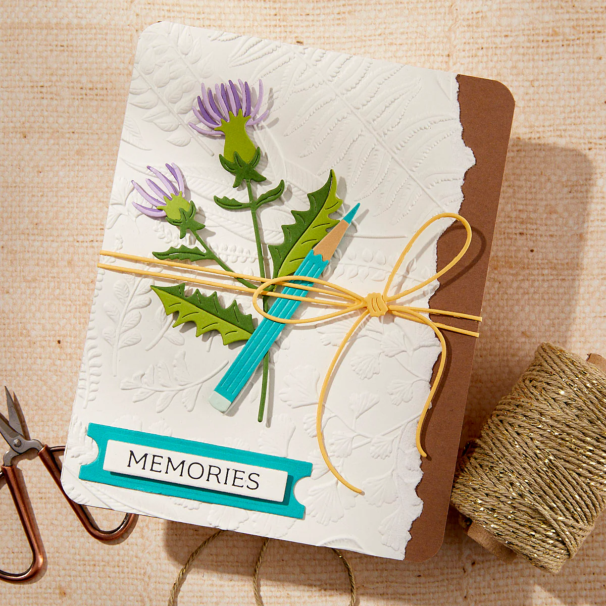Spellbinders - 3D Embossing Folder - Field Notes