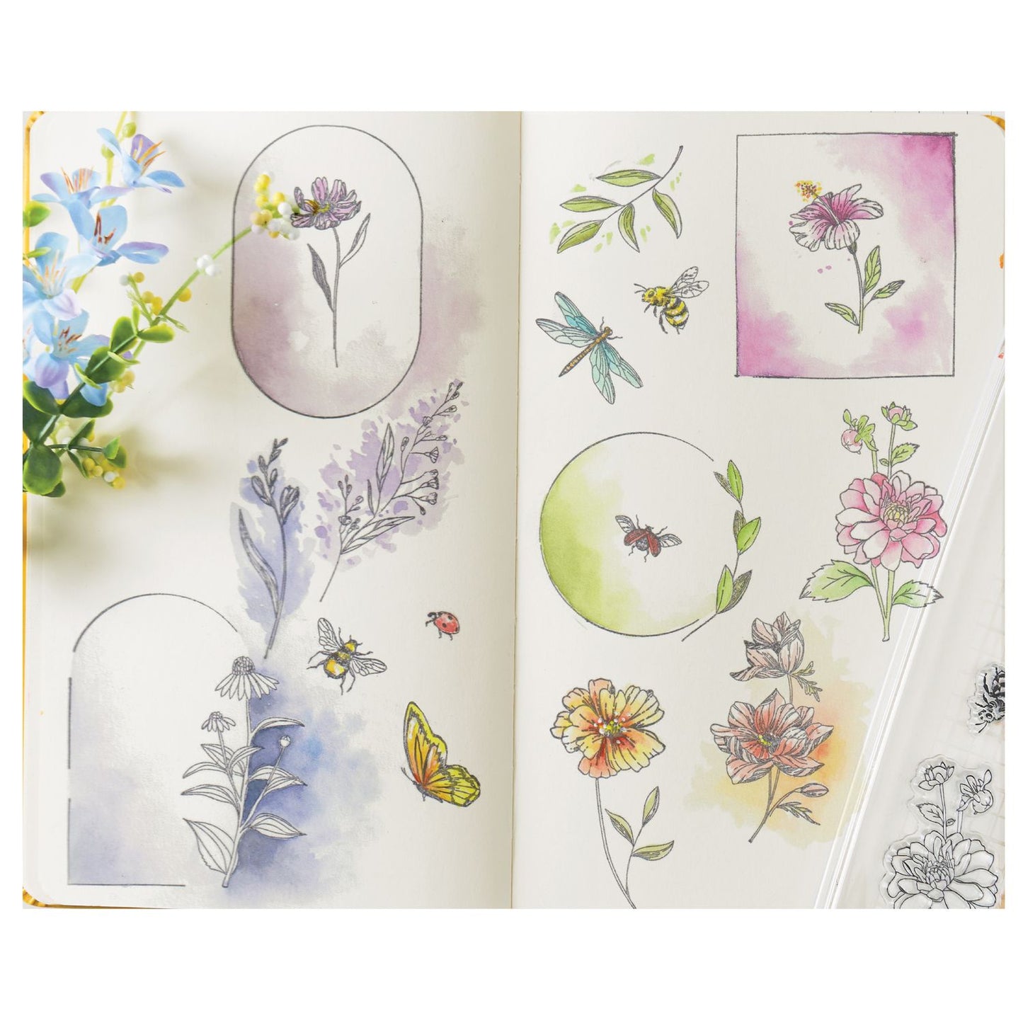 Sizzix - Floral Frames and Mini Flowers Stamp Set by Willow Wolfe