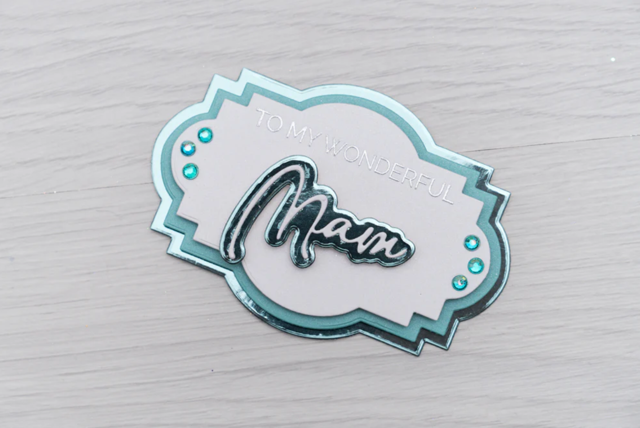 Chloe's Creative - Fancy Sentiment Plaque Die Set
