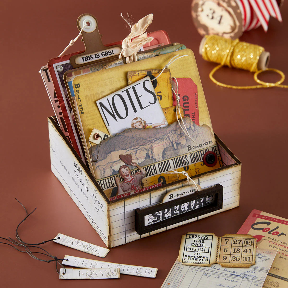 Spellbinders - CardLab Box by Esther Glas
