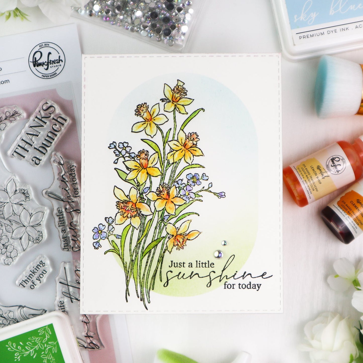Pinkfresh - Whispering Daffodils - Stamp & Die Bundle