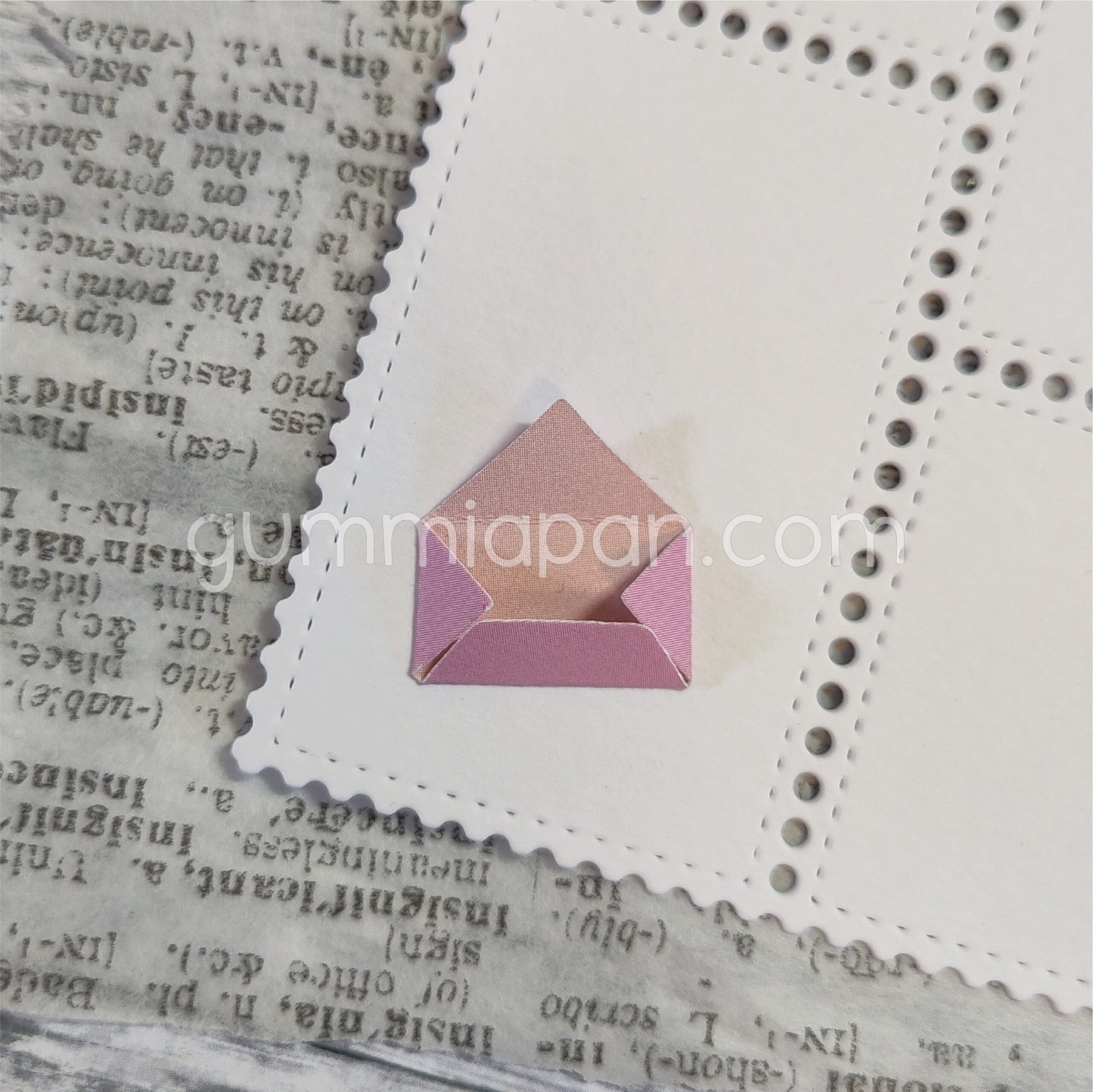 Gummiapan - Mini Envelope Die