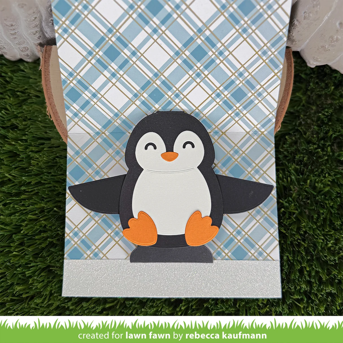 Lawn Fawn - Big Hugs Penguin Die
